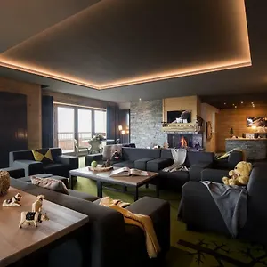 https://chalet-du-soleil-contemporains.hotels-rhonealpes.com
